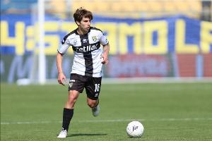 意媒：國(guó)米關(guān)注帕爾馬中場(chǎng)伯納貝，曾派出球探考察他的表現(xiàn)