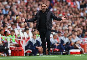 天空體育：利茲聯(lián)沒有換帥計(jì)劃，主場(chǎng)成績(jī)將幫助球隊(duì)?wèi)?yīng)對(duì)艱難賽程