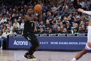 比去年多不少！本賽季華子27.5%進(jìn)攻通過(guò)單打完成 每回合得1.07分