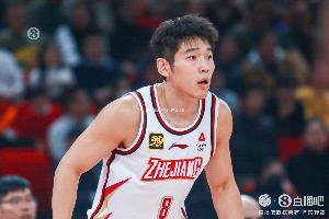 幾乎打滿全場(chǎng)！陸文博11中4拿到11分1助2斷 8板全隊(duì)最高