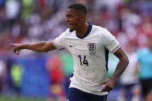 孔薩：凱恩每天都在訓(xùn)練中樹立標(biāo)桿 埃梅里的風(fēng)格讓我受益匪淺