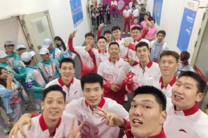 劉傳興曬照：彌補(bǔ)了4年前的遺憾 首次大賽冠軍 感謝所有感恩一切