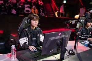 圈內(nèi)人：LNG的中單是bulldog，教練是Edgar