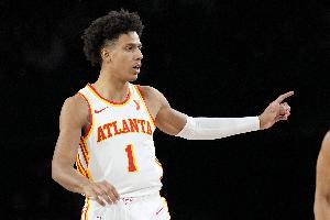 杰倫·約翰遜今日砍下30+三雙同時(shí)7搶斷 09年保羅后首人