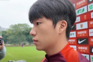 李鎮(zhèn)全：銅梁龍成功沖超非常開心 對韓國做好自己、全力以赴