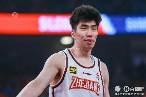 不容易！余嘉豪為在規(guī)定時(shí)間完成全運(yùn)會(huì)資格審查 幾乎一夜未眠