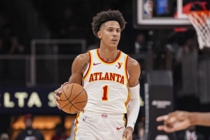 布克在太陽的角色，杰倫·約翰遜的超級三雙