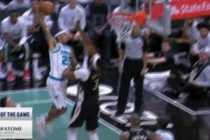 哥們你艾弗森??！特雷-曼恩直殺內線騰空滑翔 炸裂單臂隔扣特納