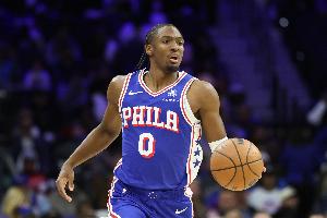 互不相讓?zhuān)和Ｆ陂g馬克西&詹金斯互噴小沖突