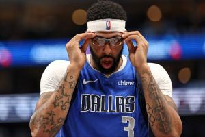 交易歐文/濃眉？名記：若非兩人都賣掉的話 那送走濃眉才是最優(yōu)解