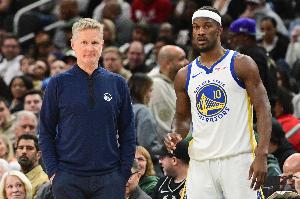 科爾：上一場打馬刺更輕松自如 今天的強度更貼近季后賽級別