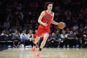 吉迪和三球之間選誰建隊(duì)？阿里納斯：吉迪 他和誰都能共存