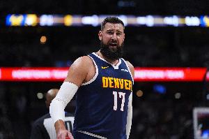 持續(xù)發(fā)力！瓦蘭補籃得手 掘金轟出8-0攻擊波打停森林狼