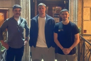 心系愛爾蘭！埃文·弗格森在酒吧觀戰(zhàn)，見證球隊(duì)神奇逆轉(zhuǎn)匈牙利