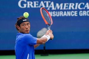 張之臻2-0力克尼敦堅(jiān)贊，晉級(jí)全運(yùn)會(huì)網(wǎng)球男單八強(qiáng)