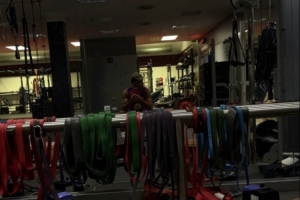 亞馬爾更新社媒，曬自己在健身房鍛煉照片