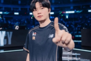 Bdd：感謝大家今年給予我那么多支持，明年我也會好好表現(xiàn)的