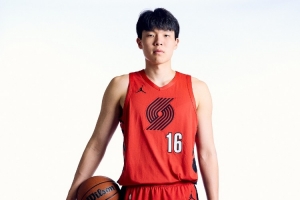 解說：楊瀚森今天整體確實(shí)好很多 也算把握住了機(jī)會(huì) 路還很長(zhǎng)