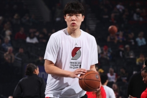 媒體人：只要楊瀚森在發(fā)展聯(lián)盟打得好 在一隊就一定會有出場時間