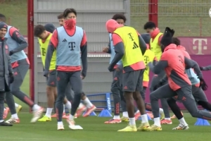 記者：烏爾比?？赡苁装l(fā)，戴維斯、伊藤洋輝、迪亞斯均已參與合練