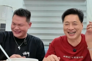 不是一瓶量？李春江to朱芳雨：現(xiàn)在我喝不過你 以前也喝不過你