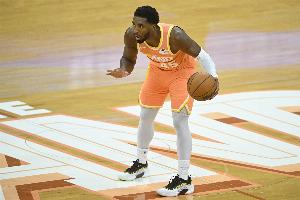 防守建功！火箭首節(jié)領(lǐng)先14分 騎士僅得19分是其賽季首節(jié)新低