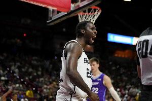 驚艷！大衛(wèi)·瓊斯·加西亞7中5拿12分5板6助3斷1帽 均創(chuàng)生涯新高