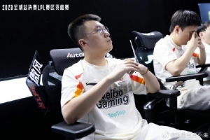 巧合的時(shí)間點(diǎn)xiaohu來WBG第4年 昨晚簽下elk后才關(guān)注老板微博