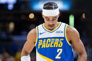 無力回天！內(nèi)姆哈德20中11空砍32分8助 得分生涯新高