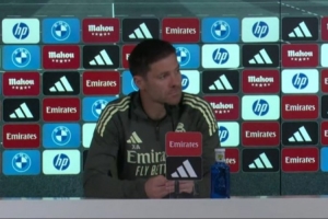 阿隆索：米利唐和阿森西奧都踢過(guò)邊后衛(wèi) 庫(kù)爾圖瓦是球隊(duì)支柱