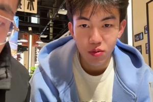 國家隊隊友羨慕你留洋嗎？王博豪：羨慕，我跟他們說我出去有房住