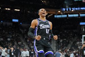 滿狀態(tài)輸出！威少首節(jié)4中3 拿到6分2籃板6助攻且沒有失誤