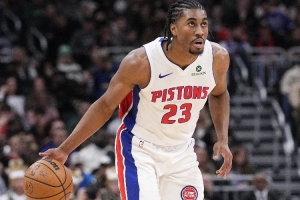 比克斯塔夫：會確保艾維感到舒適 找回比賽狀態(tài)的唯一方式是實戰(zhàn)