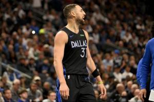 克萊：灰熊之前玩過臟的 22年季后賽他們把我隊友胳膊肘弄骨折了