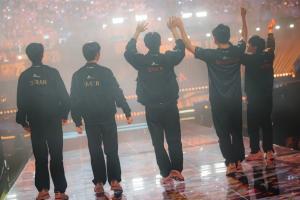 Joe Mash：很幸運(yùn)擁有Faker，他成長(zhǎng)為團(tuán)隊(duì)領(lǐng)袖和戰(zhàn)術(shù)樞紐