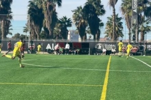 劉凱源代表比利亞雷爾U16A隊首發(fā)，打進(jìn)個人本賽季第二粒進(jìn)球