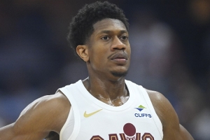 打得不錯！亨特三分7中4&罰球4中3得17分4板4助1斷 正負(fù)值+4