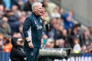 2013年12月之后，埃弗頓首次在老特拉福德?lián)魯÷?lián)