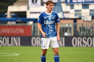 尼科·帕斯：科莫要爭(zhēng)取更高目標(biāo)，法布雷加斯教練會(huì)幫助我們成長(zhǎng)