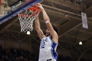 藍魔再出狀元？布澤爾兒子場均21.1+9.9+4+1.3+1.7 多項隊內(nèi)第一