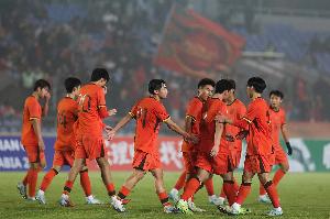 東體：國少熱身賽輸?shù)们》昶鋾r(shí)，留洋兵團(tuán)讓球隊(duì)如虎添翼