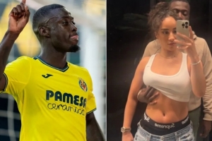 土媒：黃潛邊鋒佩佩考慮向成人女星求婚，可能即將步入婚姻殿堂