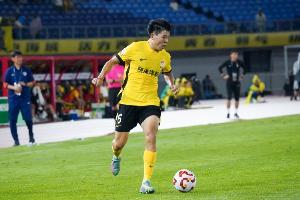 留洋加油！17歲魏祥鑫明年加盟歐塞爾，21歲徐彬大概率前往狼隊(duì)