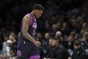 愛德華茲：又一次被雷霆打得落花流水 我迫不及待想再和他們交手