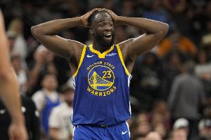 追夢：我們現(xiàn)在就是那種該贏的比賽卻輸?shù)舻钠接骨蜿? >
                                        </div>
                                    </div>
                                                                        <div   id=