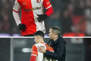 換上兒子！范佩西之子19歲沙奎爾歐聯(lián)替補(bǔ)登場(chǎng)，迎職業(yè)生涯首秀