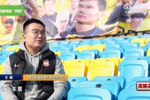 西海岸工作人員：邵佳一是時(shí)間管理大師，從來不發(fā)朋友圈