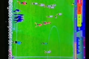 鼓勵(lì)后輩！B費(fèi)社媒祝賀葡萄牙U17奪冠：感謝你們，世界冠軍！