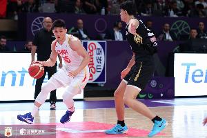 最后時(shí)刻上場(chǎng)了！李祥波出戰(zhàn)1分13秒 數(shù)據(jù)欄皆是0