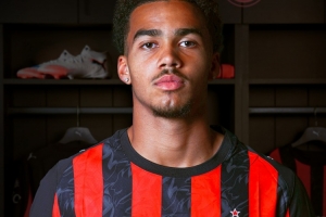 意甲0出場(chǎng)！意媒：米蘭新援奧多古正尋求冬窗租借離隊(duì)